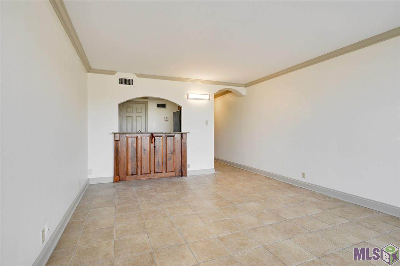 2045 Third St - Photo 1