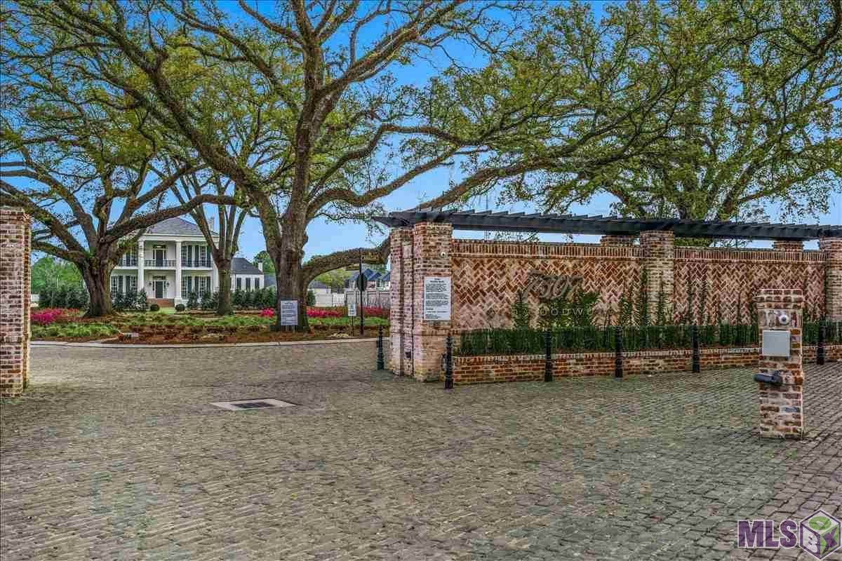715 Adelia Ln - Photo 1