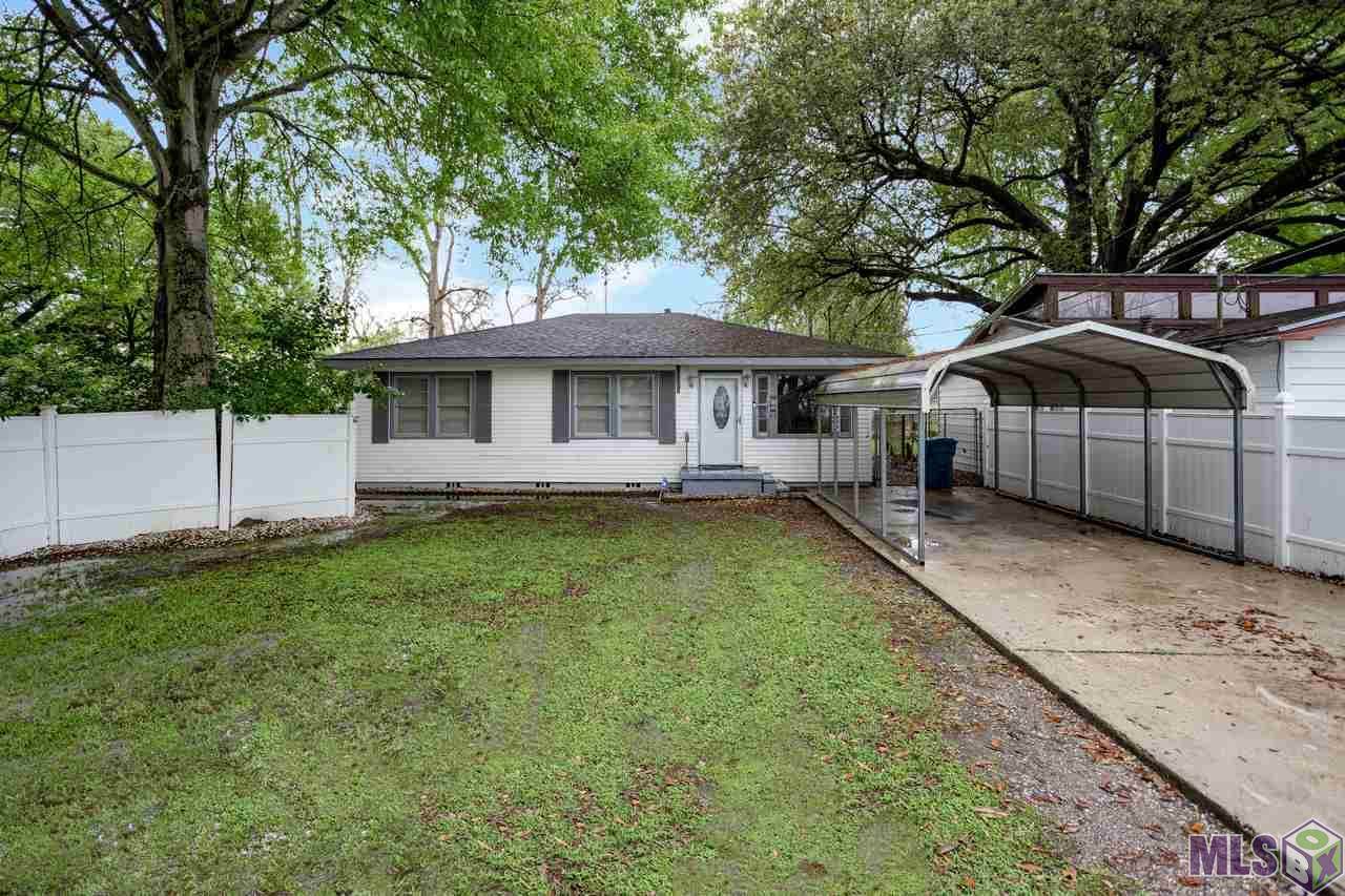 32925 Adams Dr - Photo 1