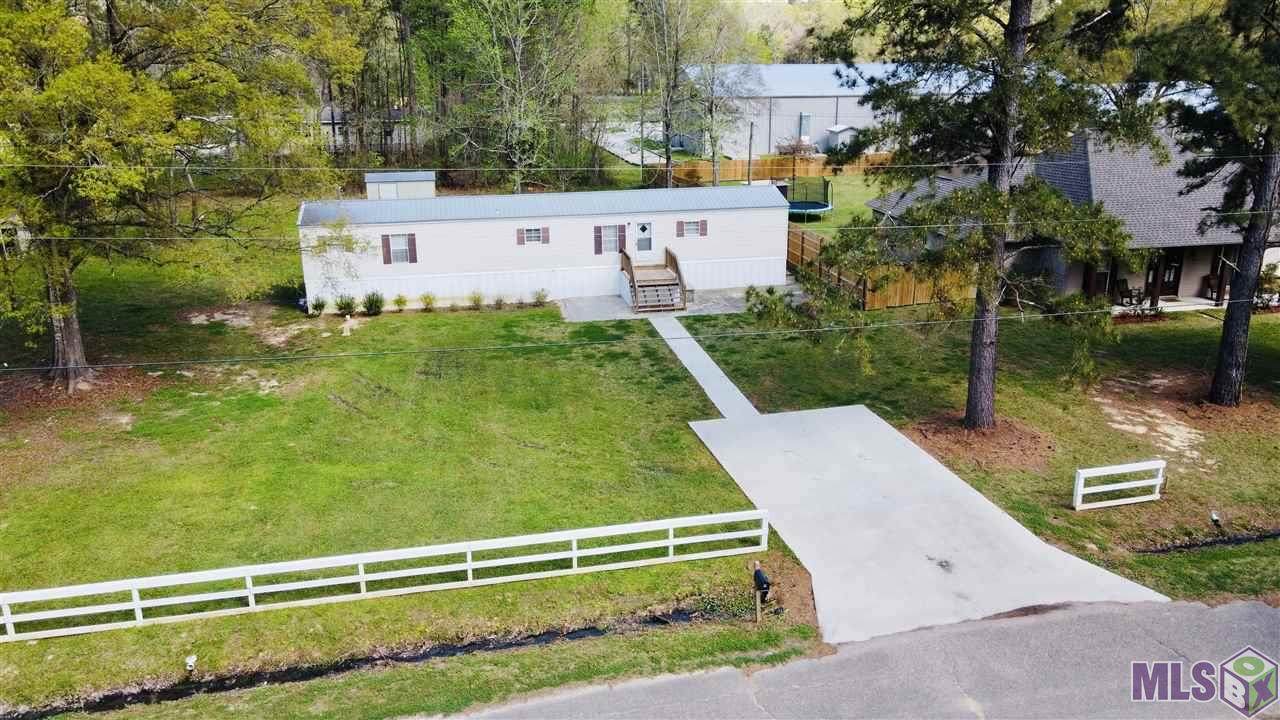 17606 Lomas Rd - Photo 1