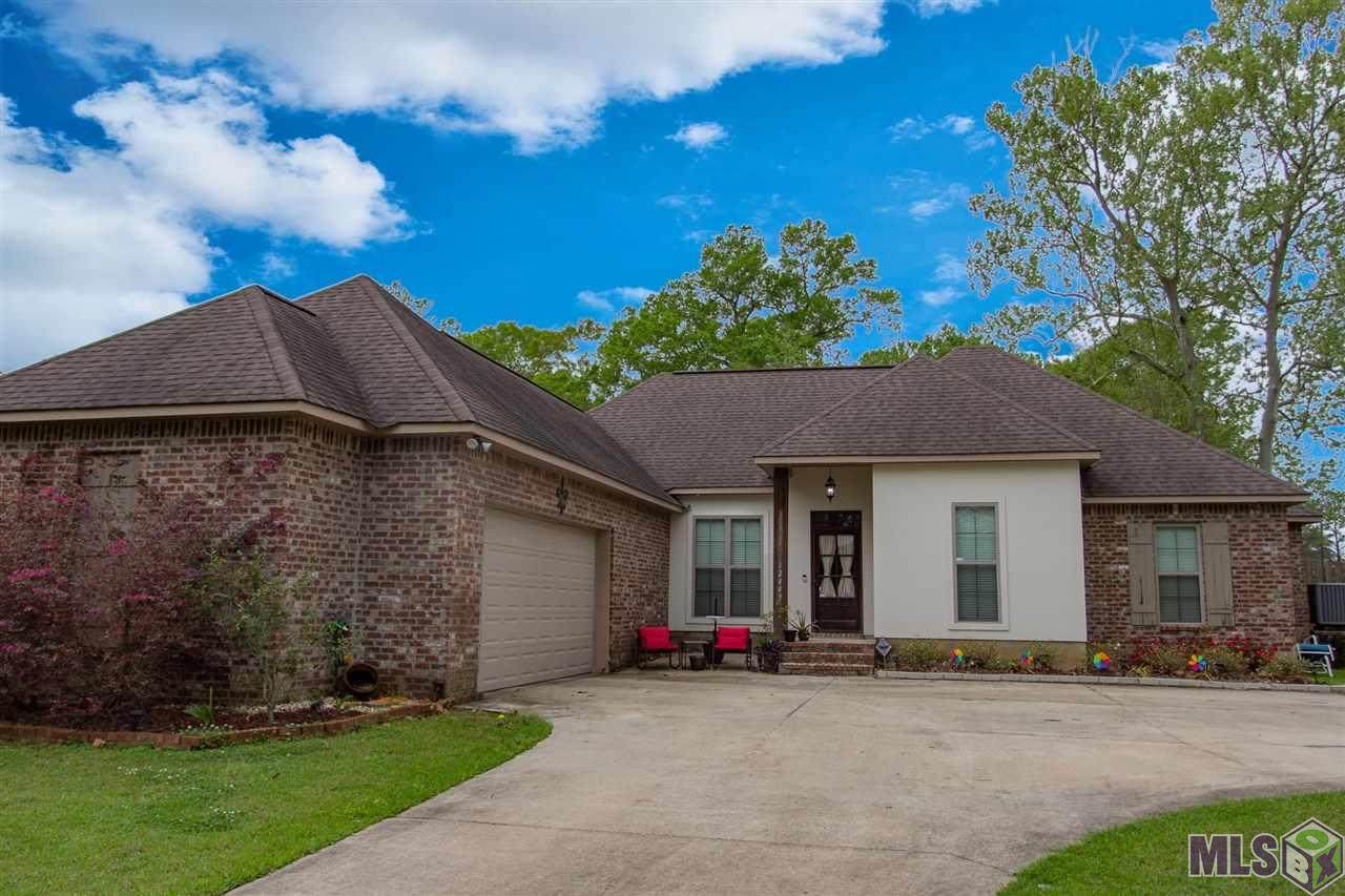 12449 Pheasantwood Dr - Photo 1
