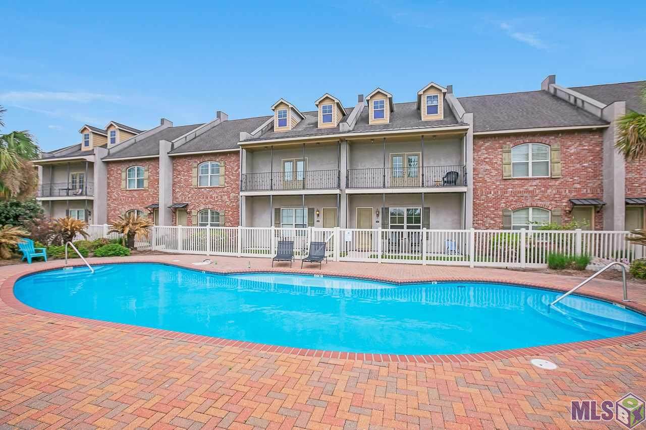 4637 Burbank Dr - Photo 1