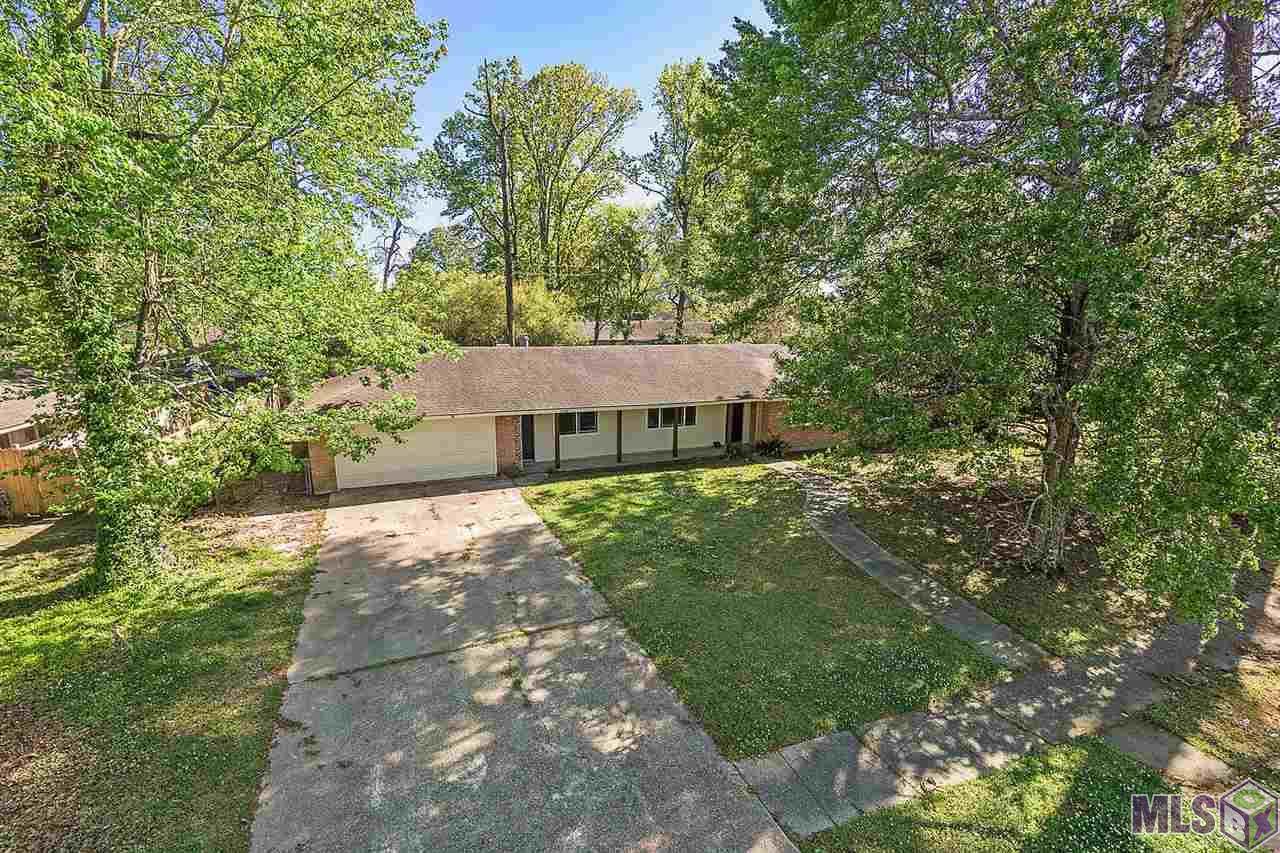 11724 Parkwood Dr - Photo 1