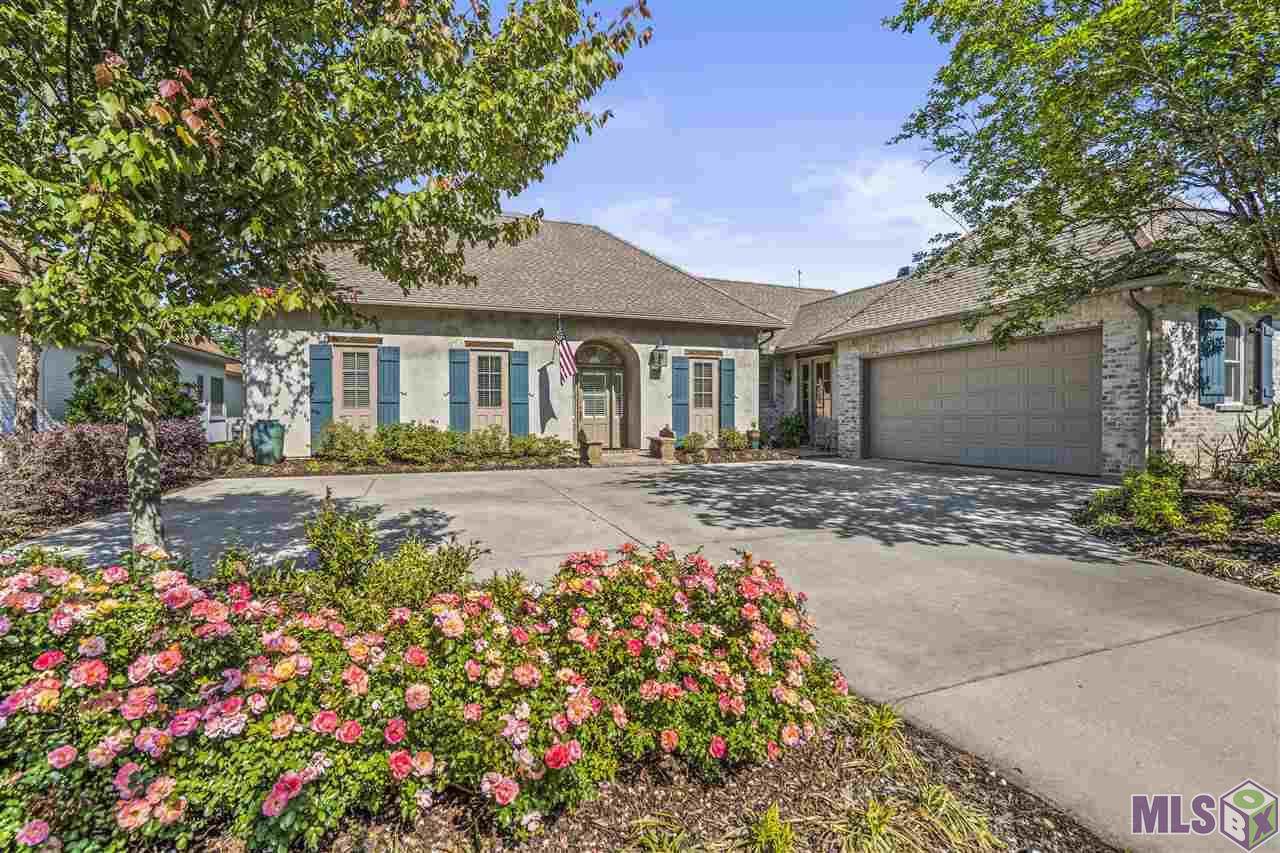 9239 Greystone Dr - Photo 1