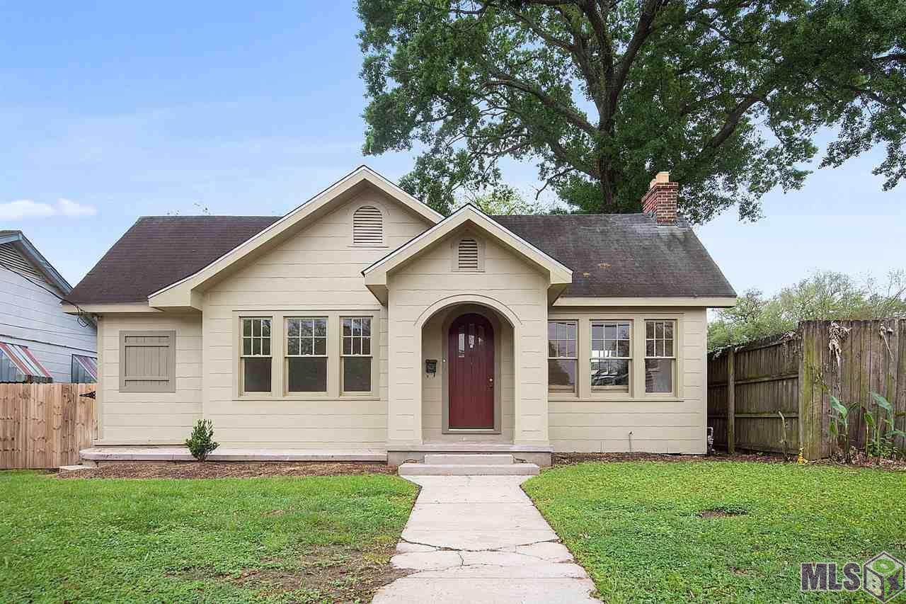 3032 North Blvd - Photo 1