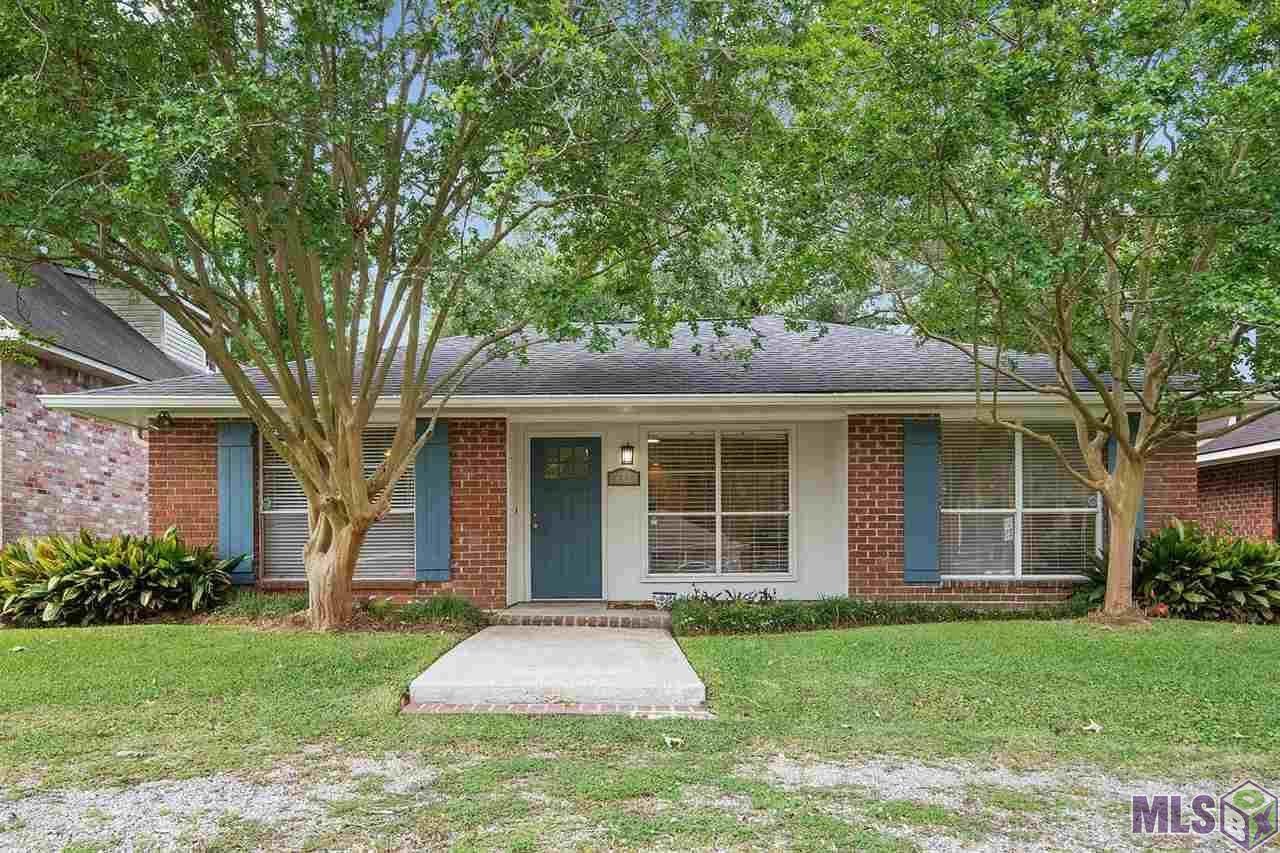 8636 Cullen Ave - Photo 1