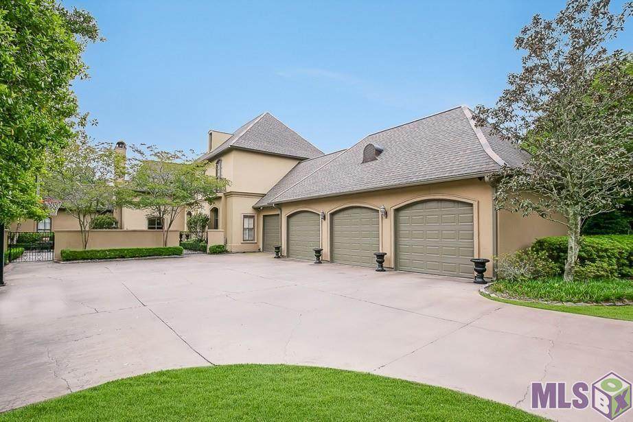 18827 St Clare Dr - Photo 1