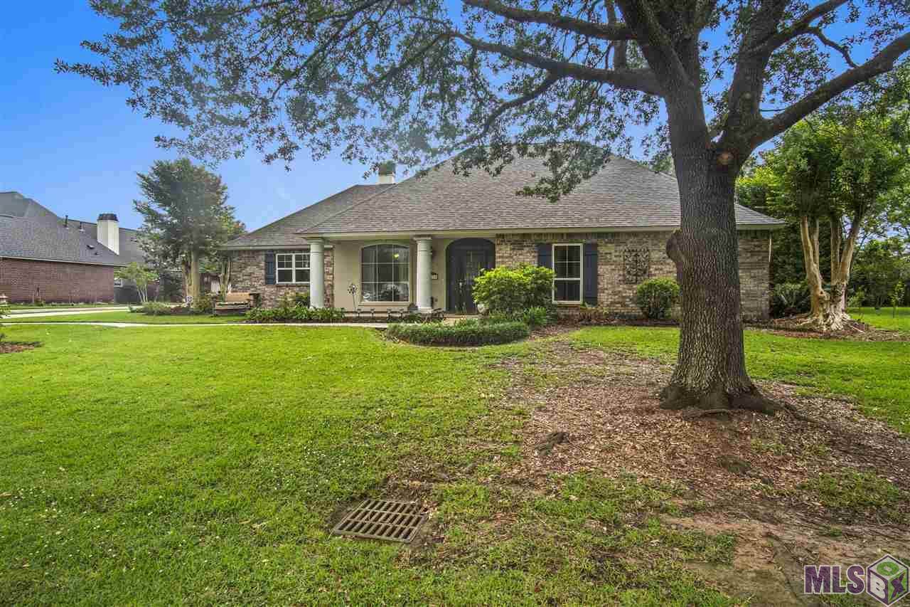 9033 Thistle Ridge Dr - Photo 1