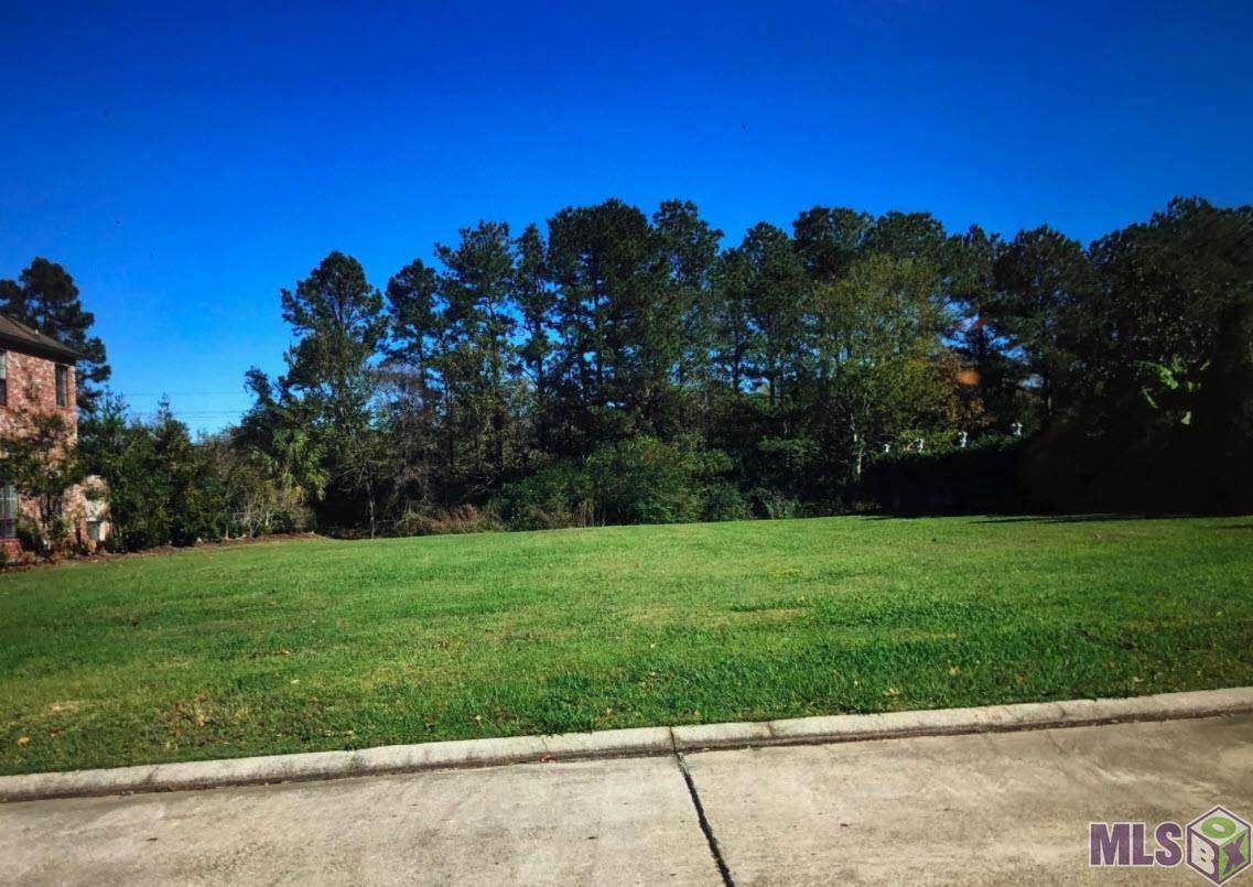 17038 Lakeway Ave - Photo 1