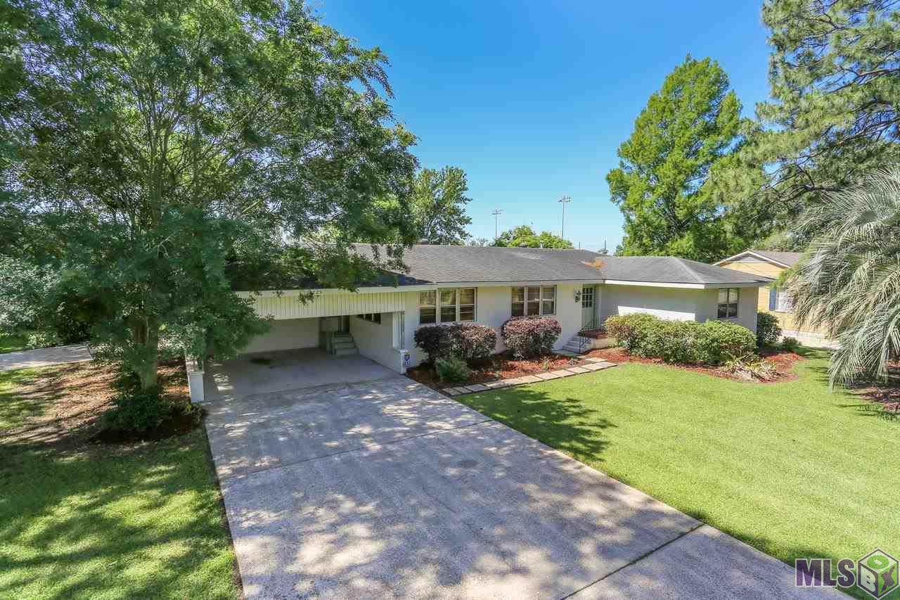 725 Oaks Ave - Photo 1