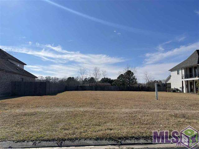 18747 Lake Harbor Ln - Photo 1