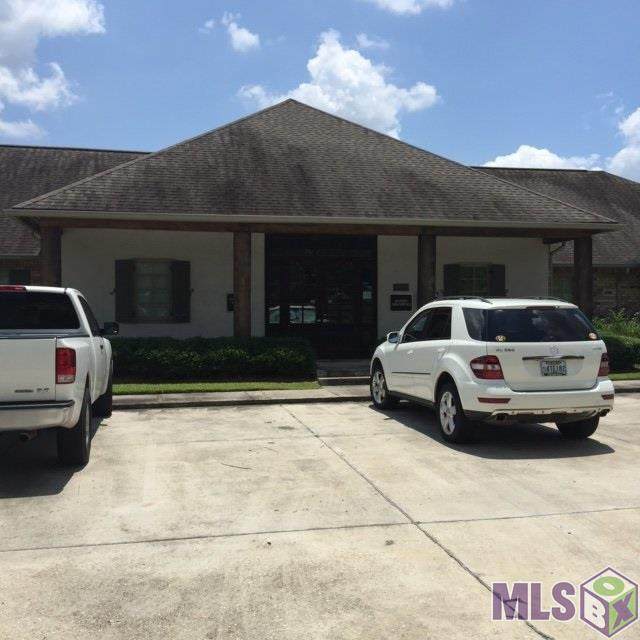 2798 O'neal Ln - Photo 1