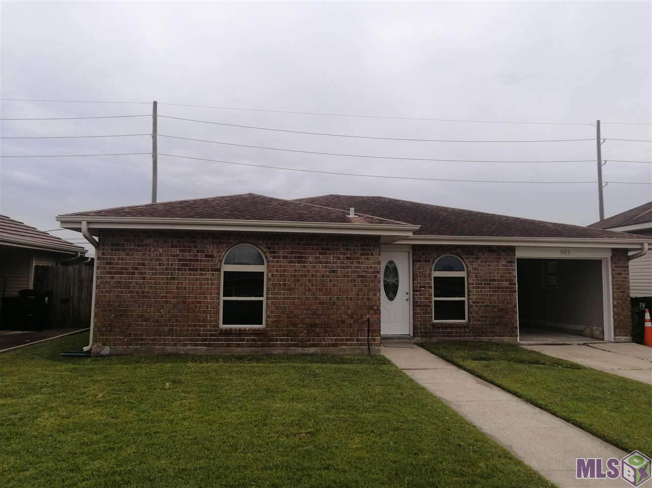 901 Ronson Dr - Photo 1