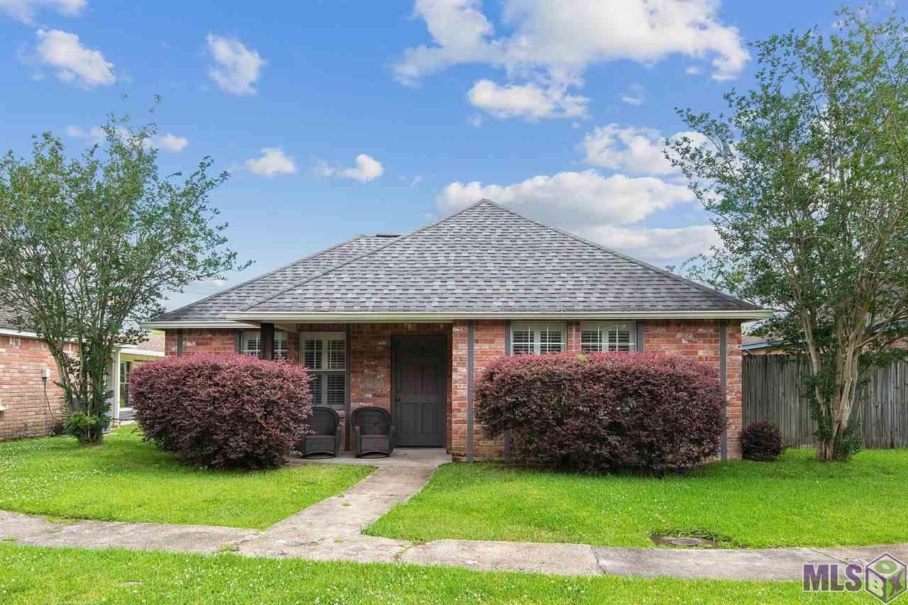 17139 Lake Park Ave - Photo 1