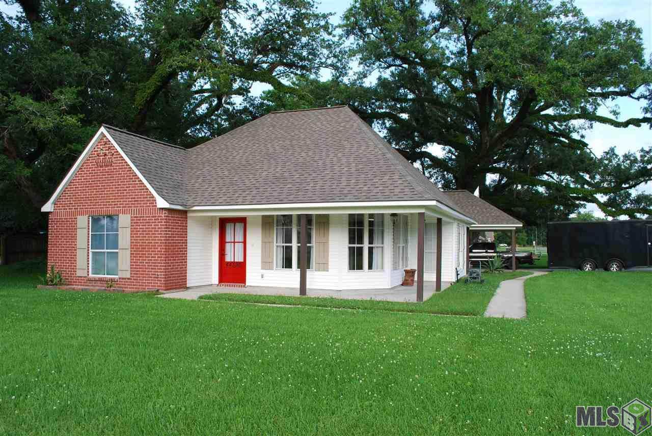 44390 Pecan Oaks Ave - Photo 1