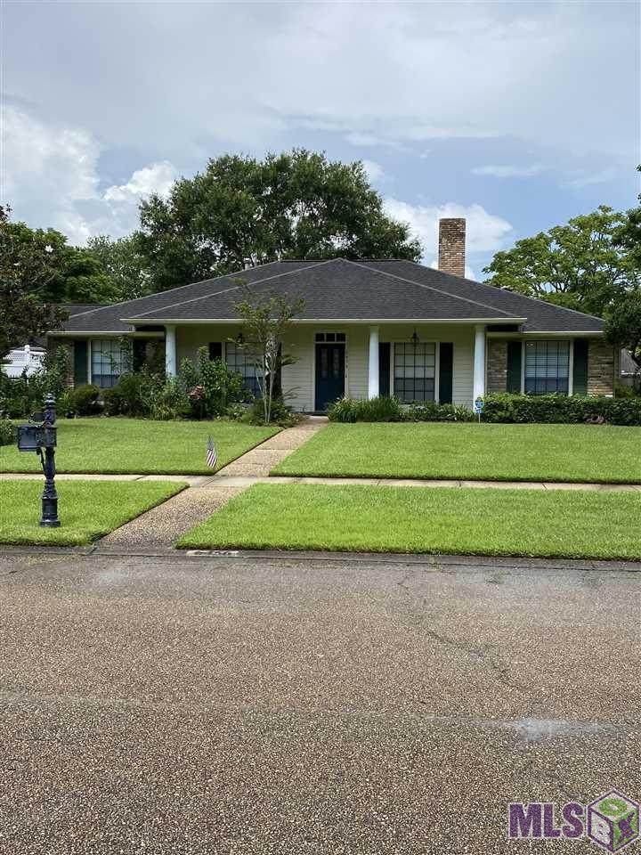 6456 Chaucer Dr - Photo 1