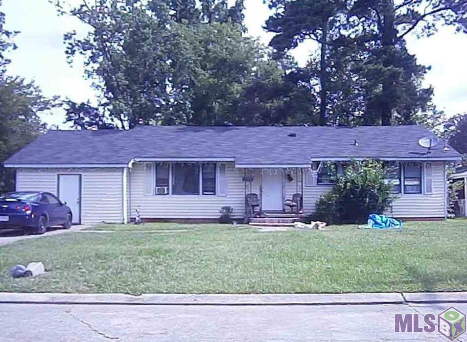 4611 Wyandotte - Photo 1