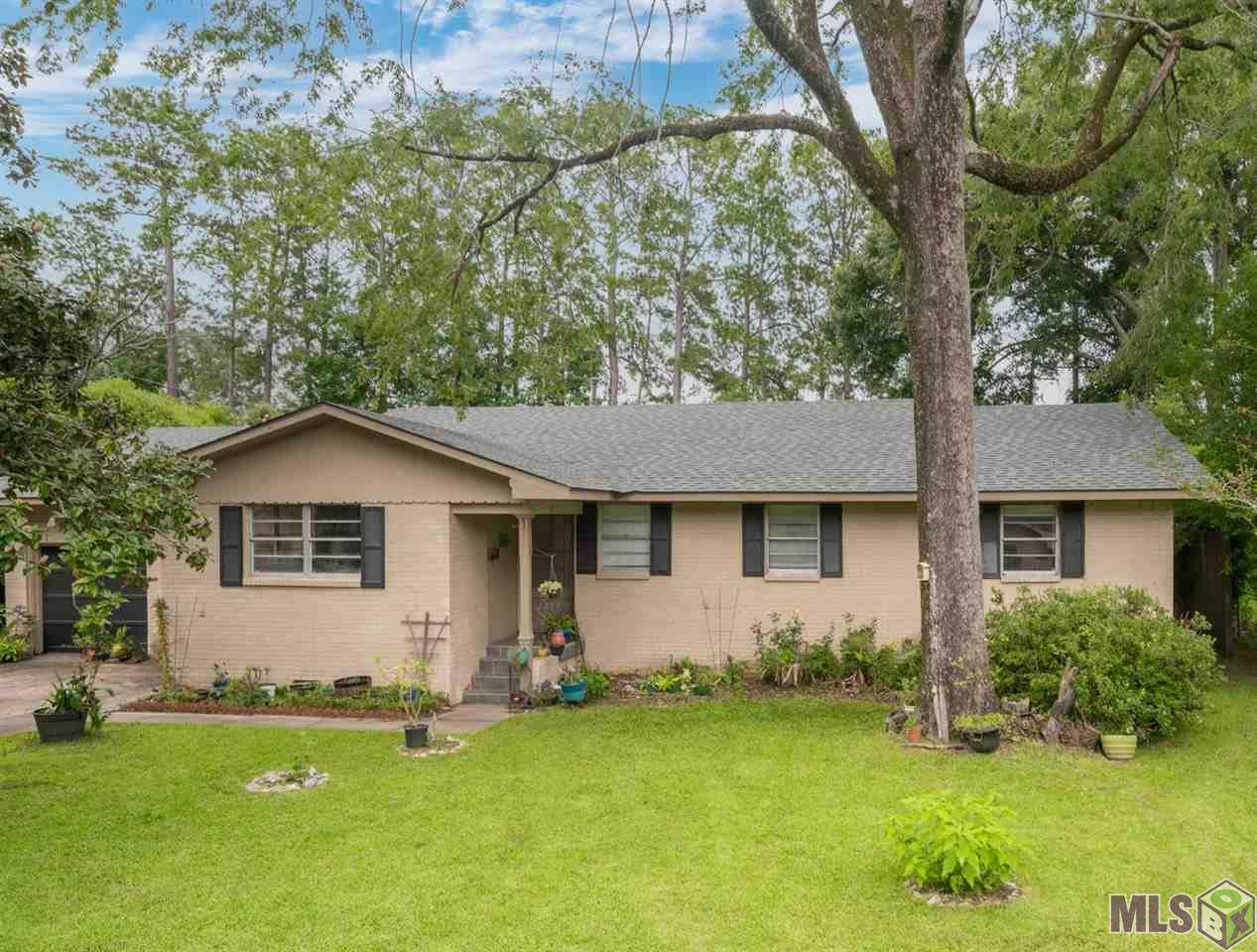 1215 Cora Dr - Photo 1