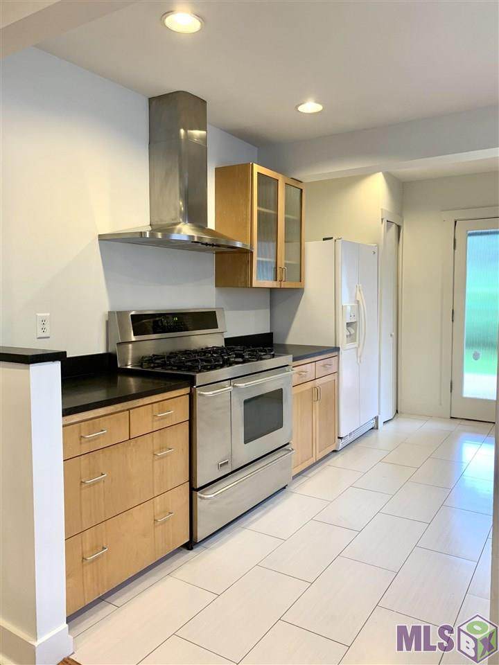 2482 Louisiana Ave - Photo 1