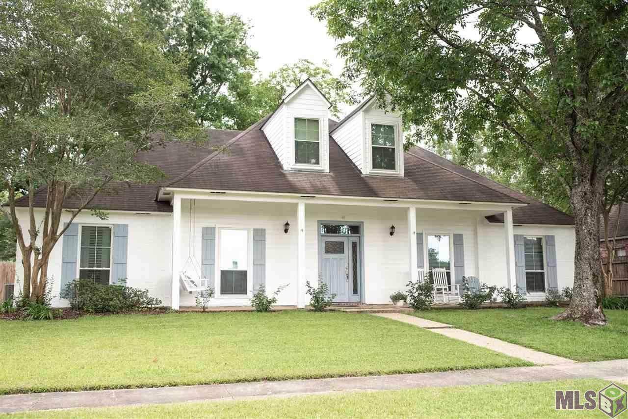 2224 Oakcliff Dr - Photo 1