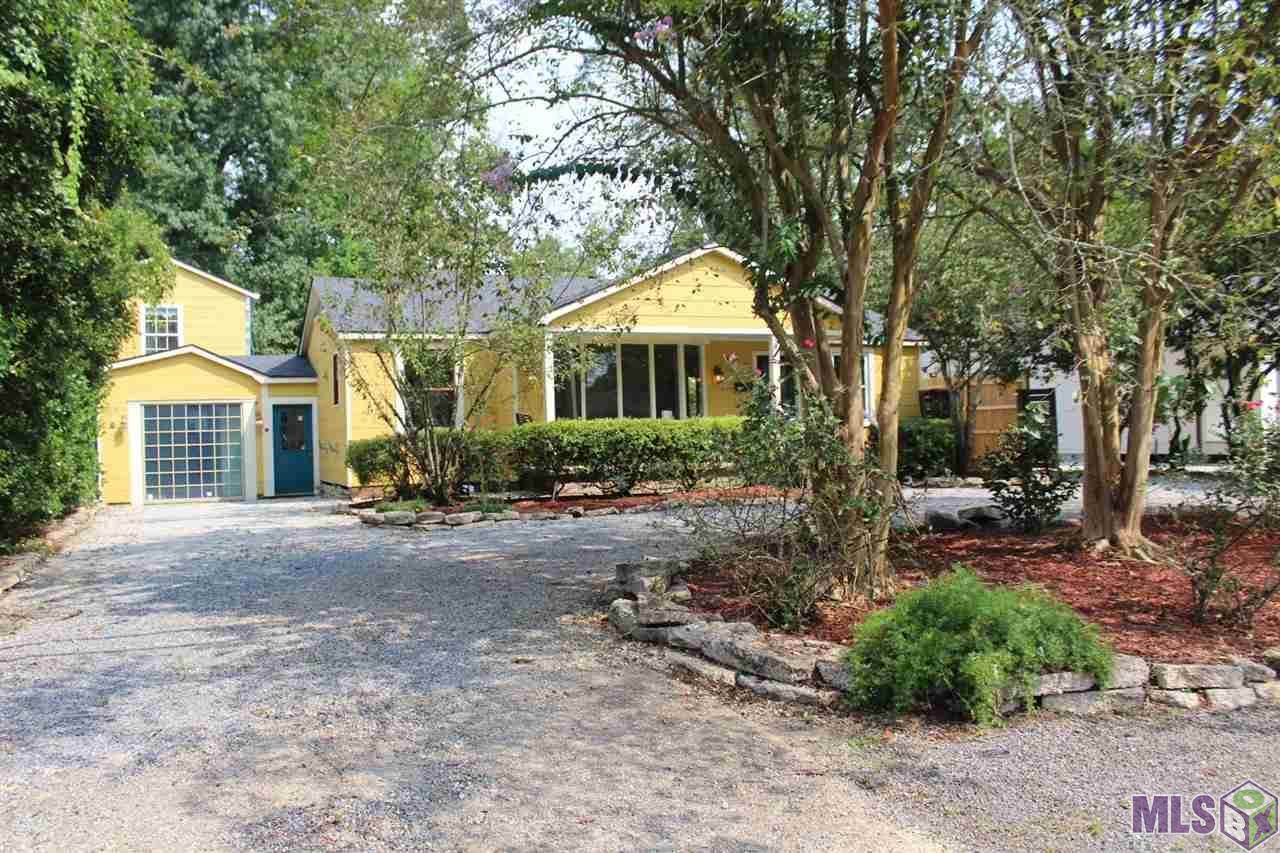 2252 Edinburgh Ave - Photo 1