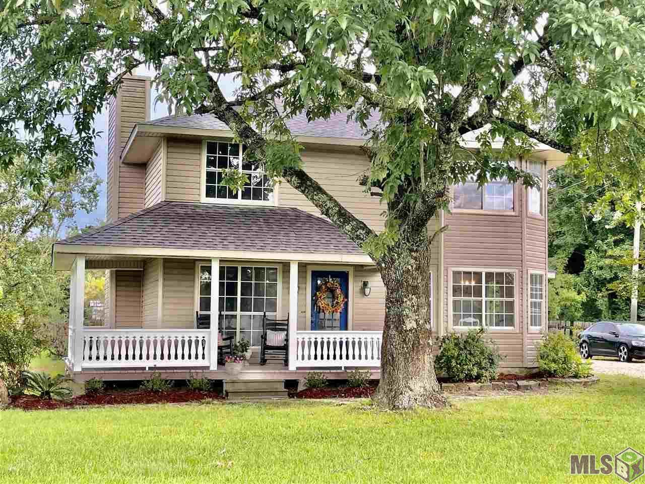 10042 Springfield Rd - Photo 1
