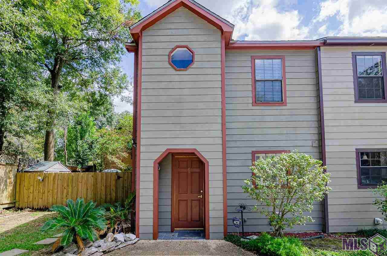 231 Lovers Ln - Photo 1