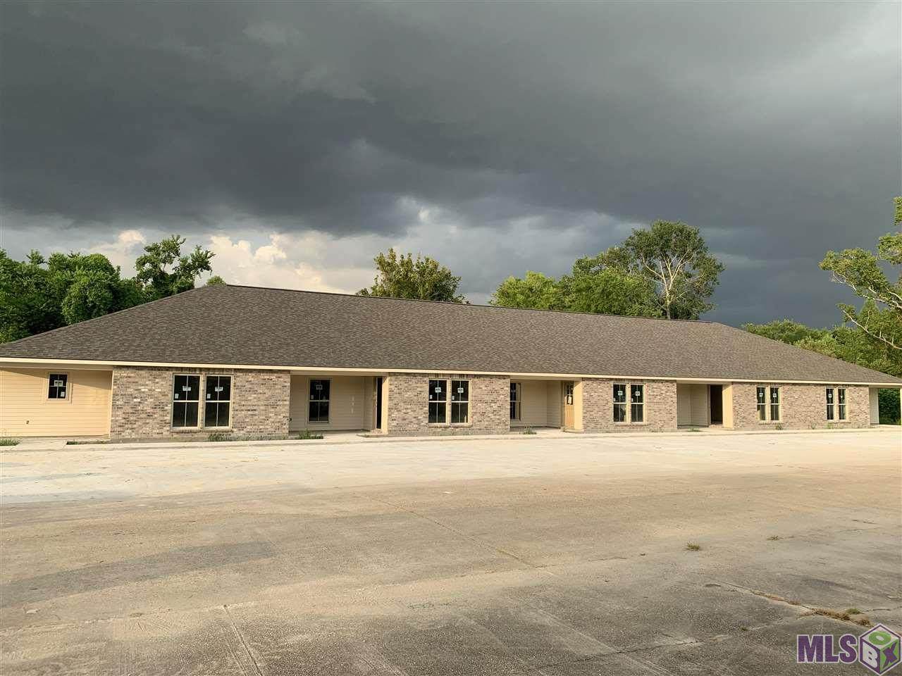 8828 Pecan Tree Dr - Photo 1