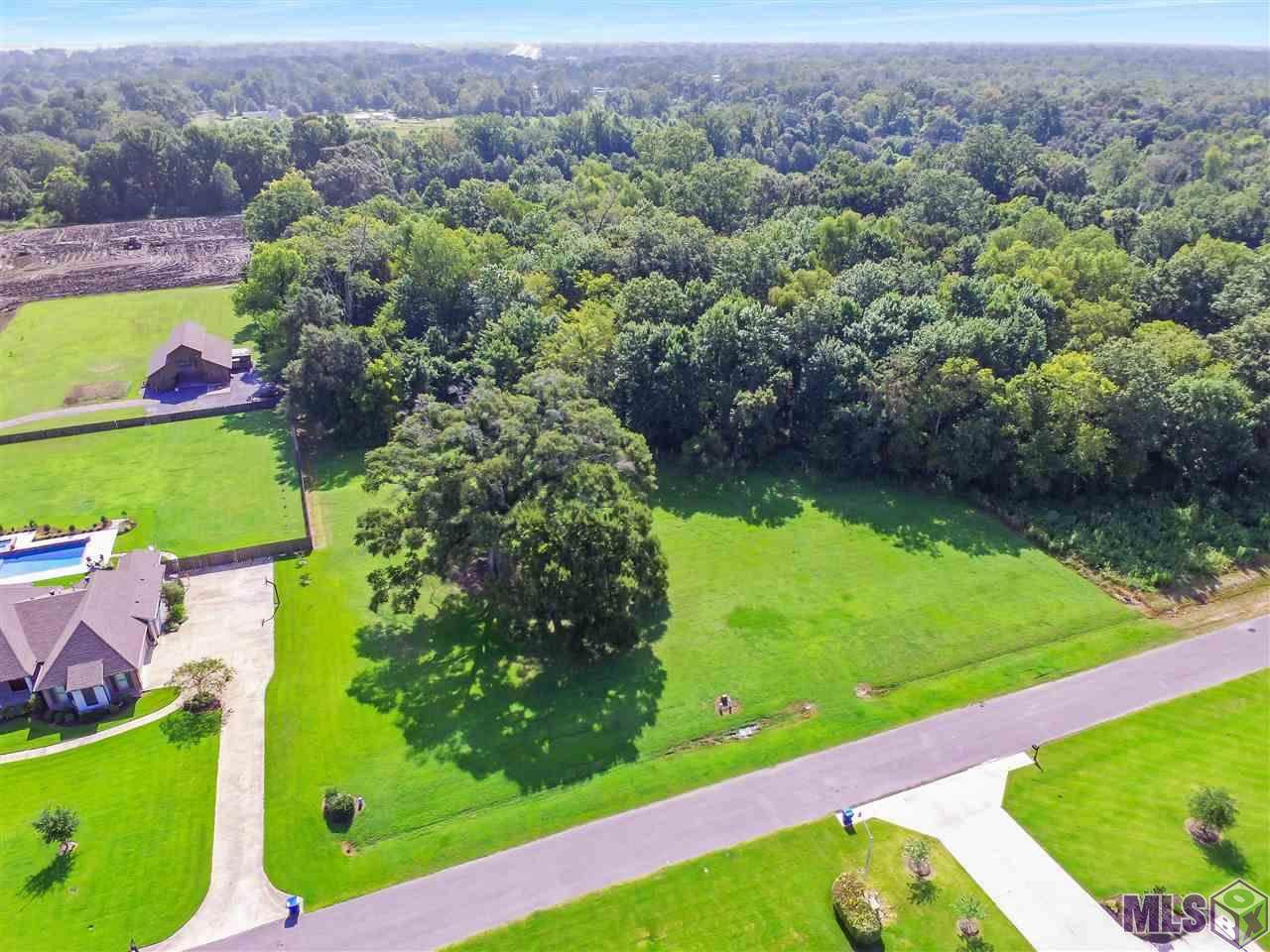 841 West Lake Dr - Photo 1