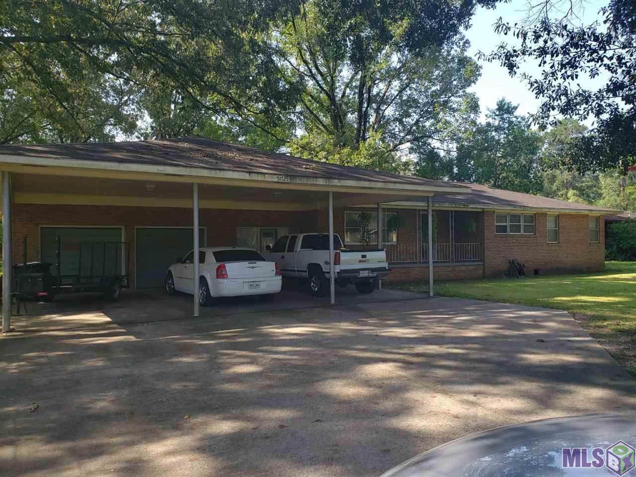 5172 Clark St - Photo 1