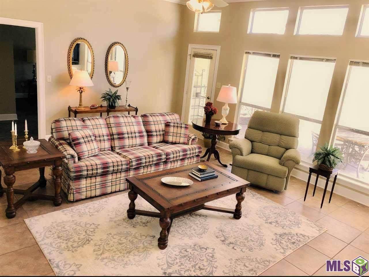 11836 Spring Meadow Dr - Photo 1
