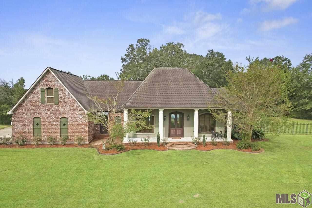 36597 Oak Bluffs Dr - Photo 1