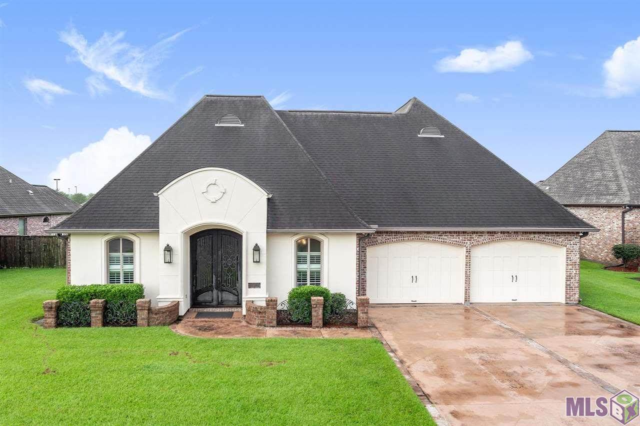 335 Quiet Oak Blvd - Photo 1