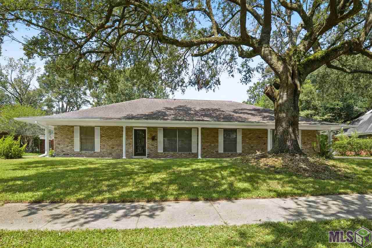 10439 Firelight Ave - Photo 1