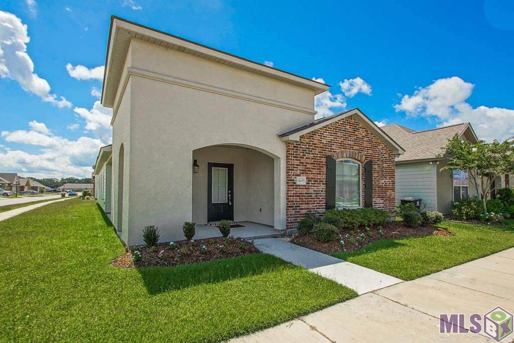 1419 Gardenia Ln - Photo 1