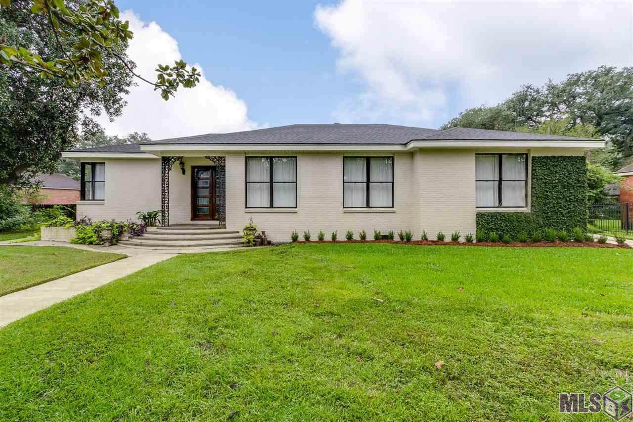 2346 Dogwood Ave - Photo 1