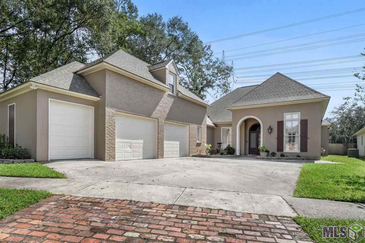 17652 Greens Ct - Photo 1