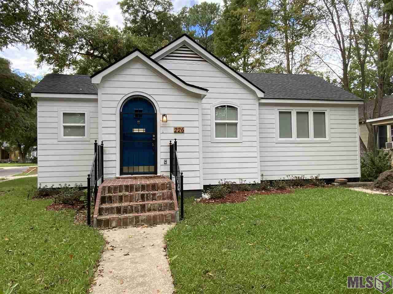 226 Belleview Dr - Photo 1
