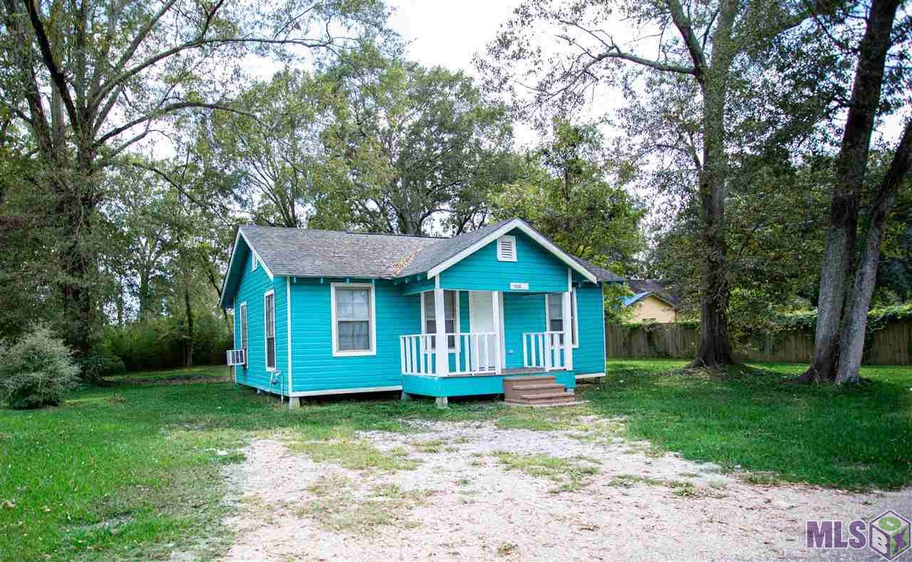 4220 Sherwood St - Photo 1
