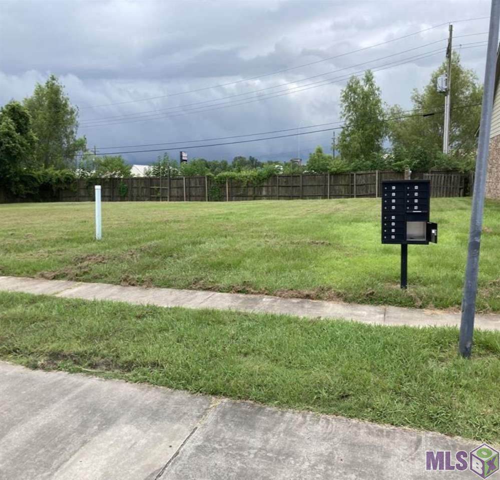10166-10196 Bonnet Cove Ave - Photo 1