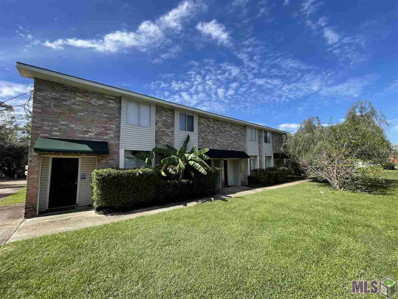 914 Tony St - Photo 1