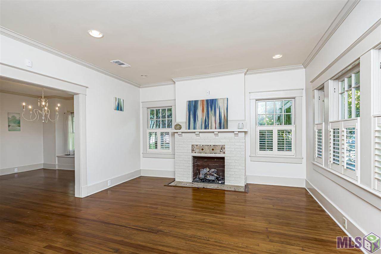 930 Camelia Ave - Photo 1