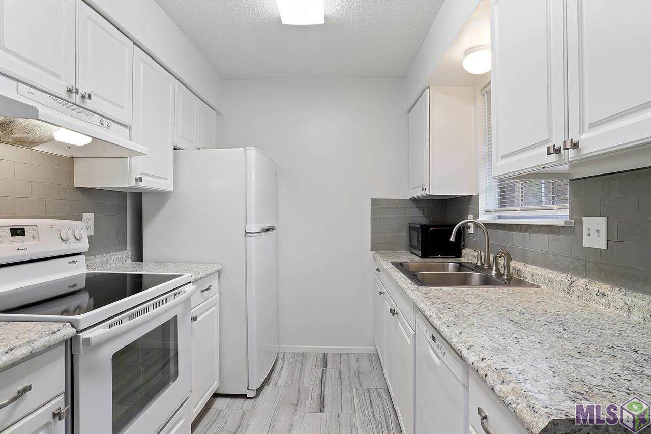 9851 Jefferson Hwy - Photo 1