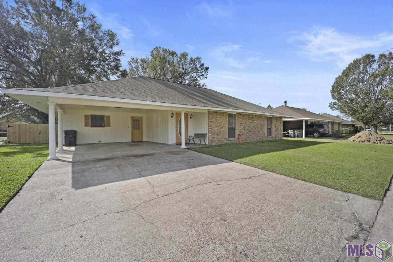 14924 Republic Ave - Photo 1