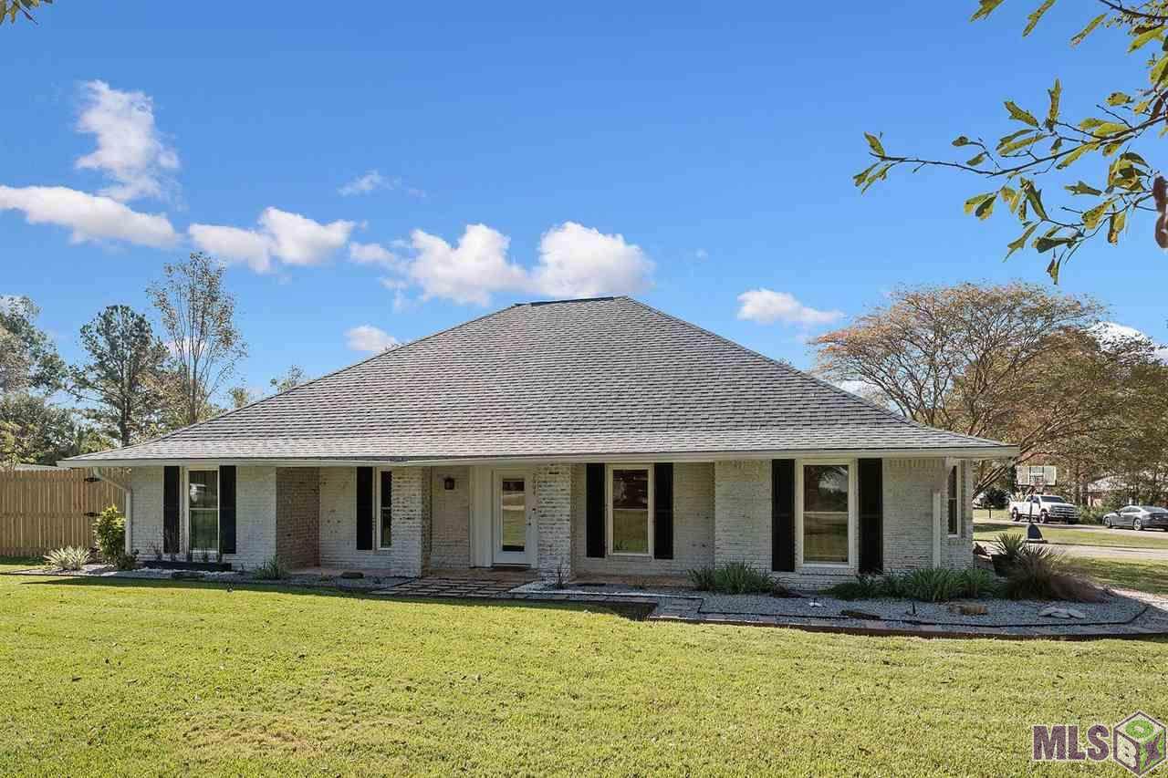 7994 Hermitage Dr - Photo 1