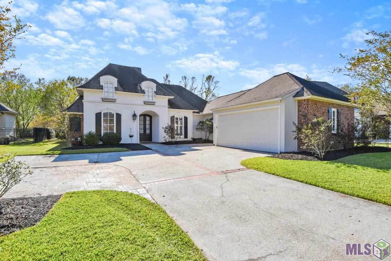 18343 Lake Harbor Ln - Photo 1