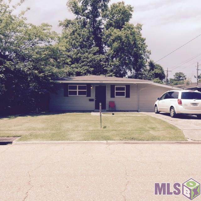 1462 Aster St - Photo 1