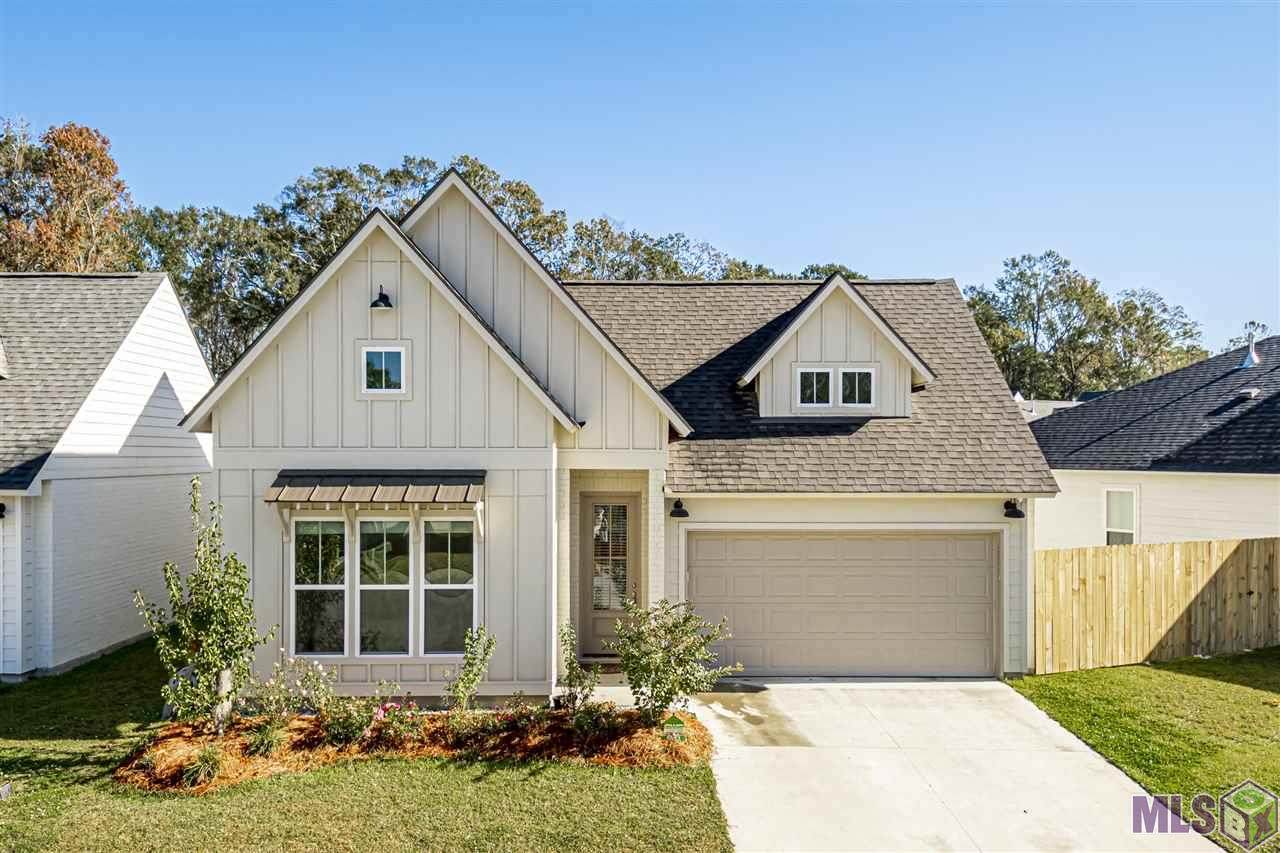 8941 Southlawn Dr - Photo 1