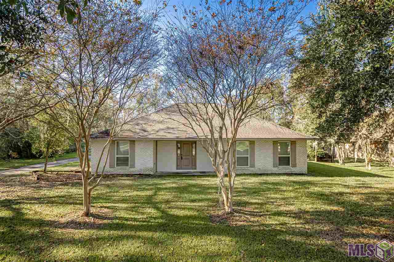 25393 Plantation Ave - Photo 1