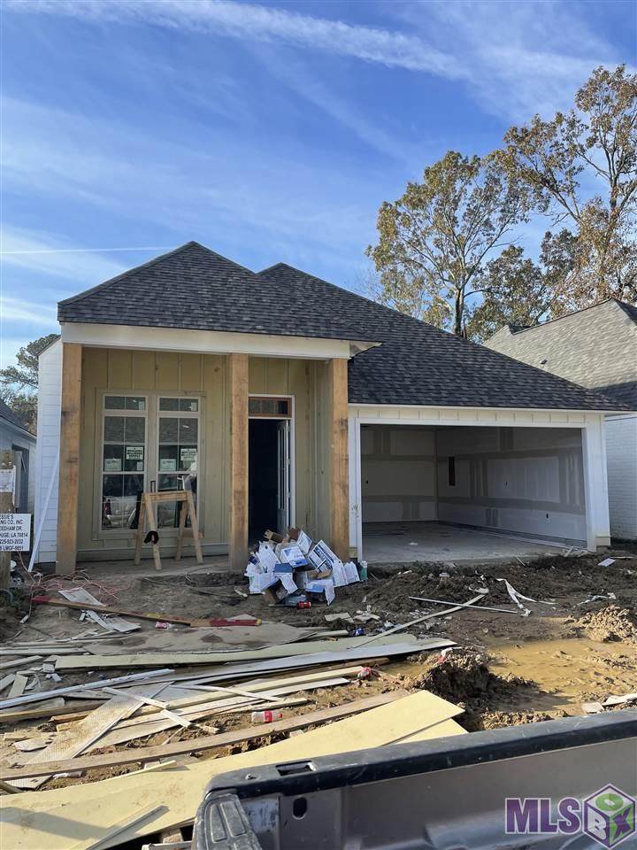 15713 Southern Oak Ave - Photo 1